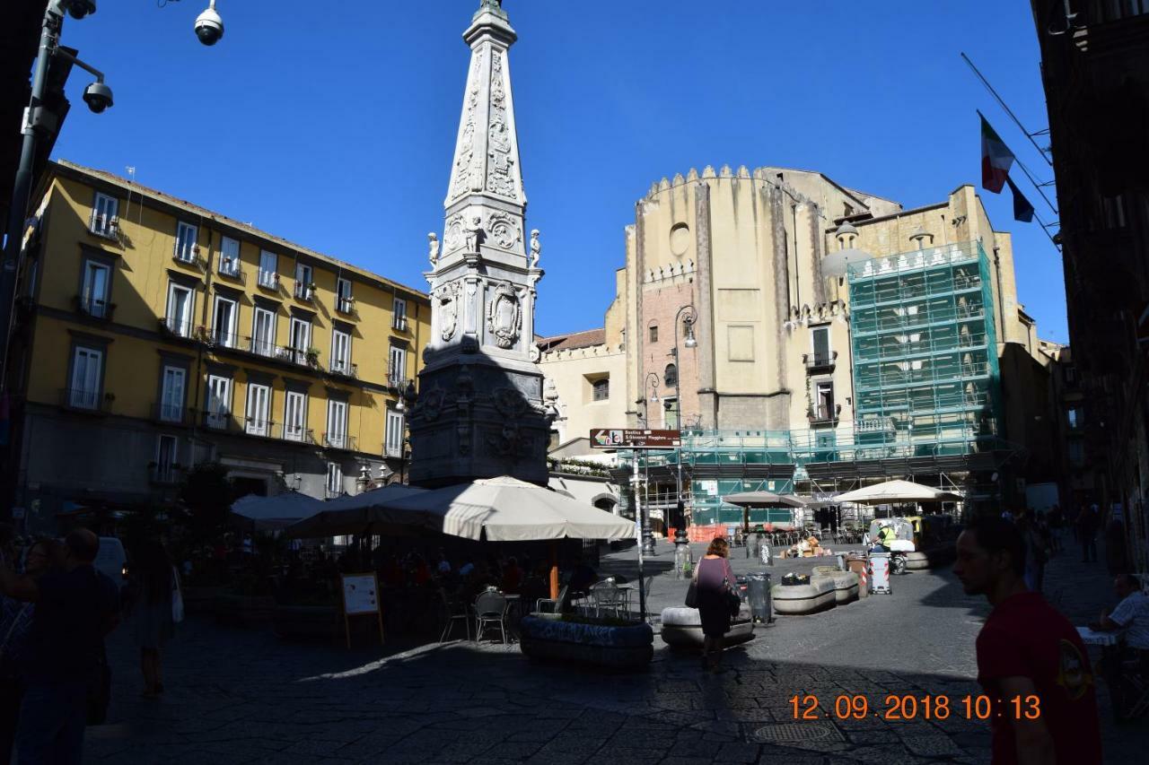 Domus San Biagio 14 Bed & Breakfast Naples Exterior photo