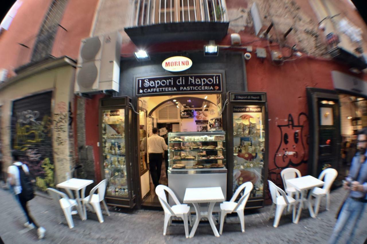 Domus San Biagio 14 Bed & Breakfast Naples Exterior photo