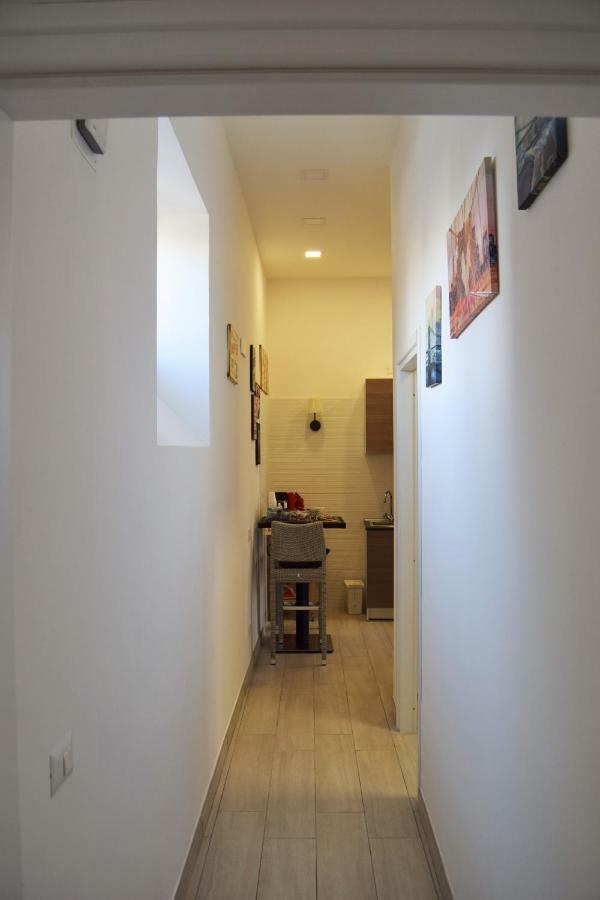 Domus San Biagio 14 Bed & Breakfast Naples Exterior photo