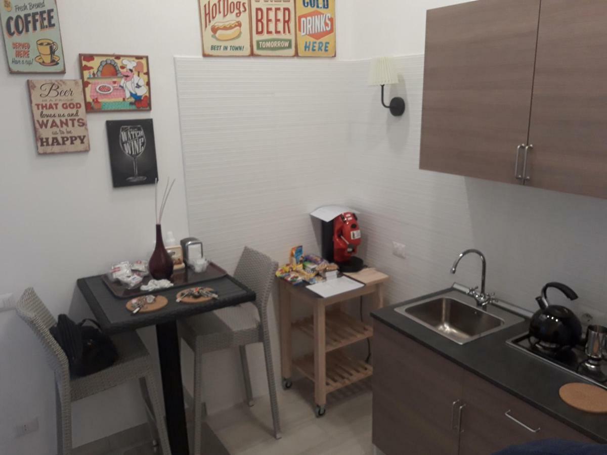 Domus San Biagio 14 Bed & Breakfast Naples Exterior photo