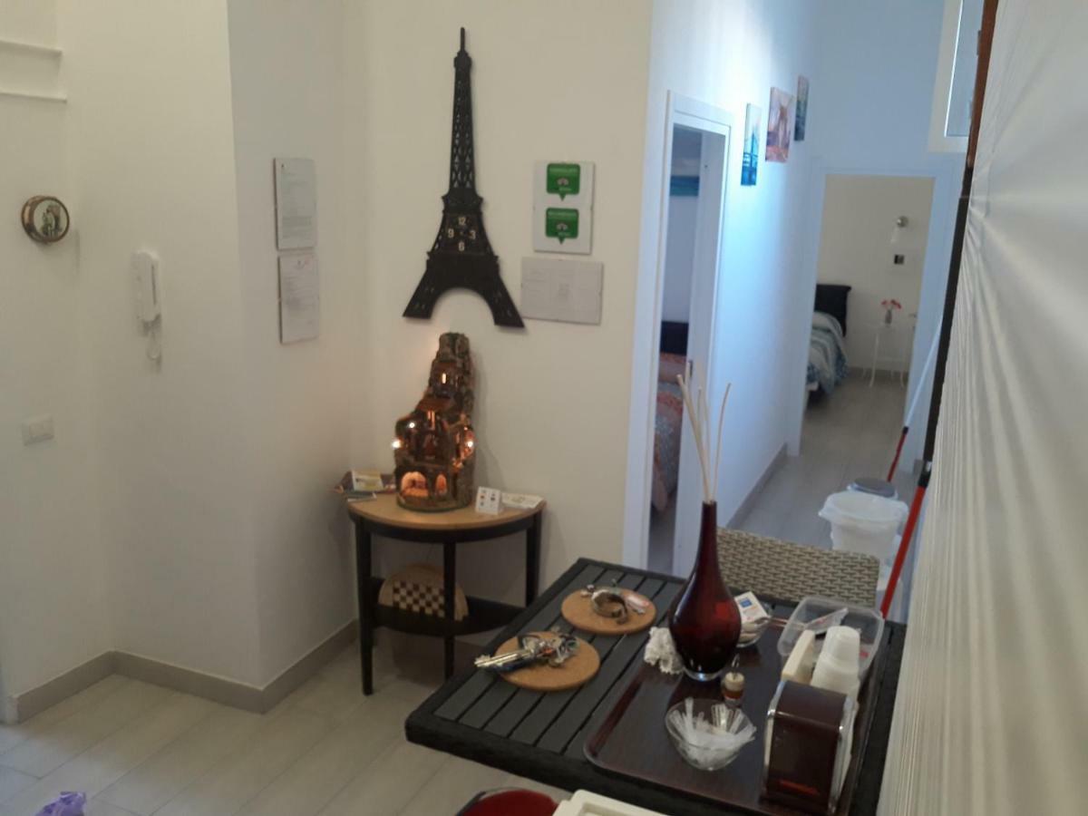Domus San Biagio 14 Bed & Breakfast Naples Exterior photo