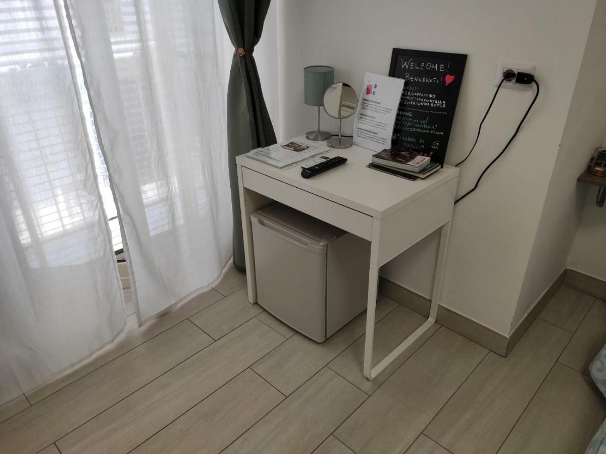 Domus San Biagio 14 Bed & Breakfast Naples Exterior photo