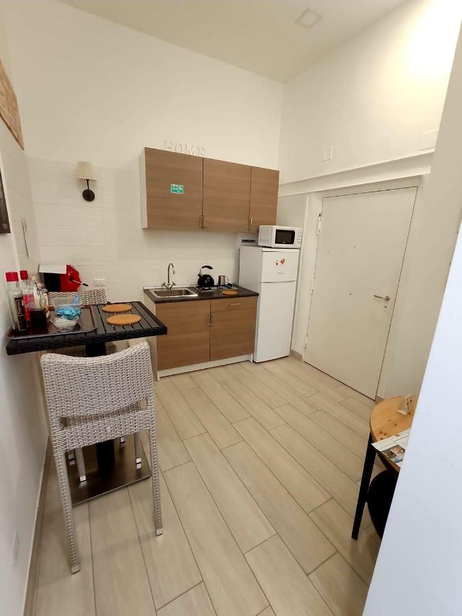 Domus San Biagio 14 Bed & Breakfast Naples Exterior photo